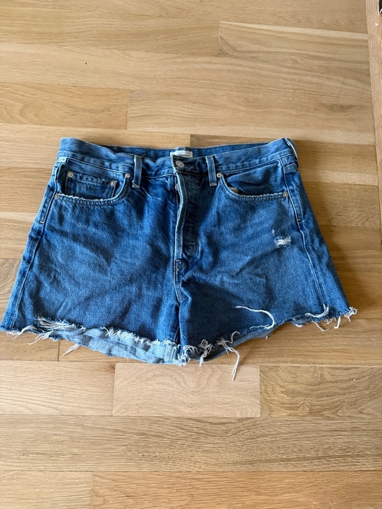 Citizens Of Humanity Pants - Citizens Of Humanity Dark Blue Distressed Denim Shorts